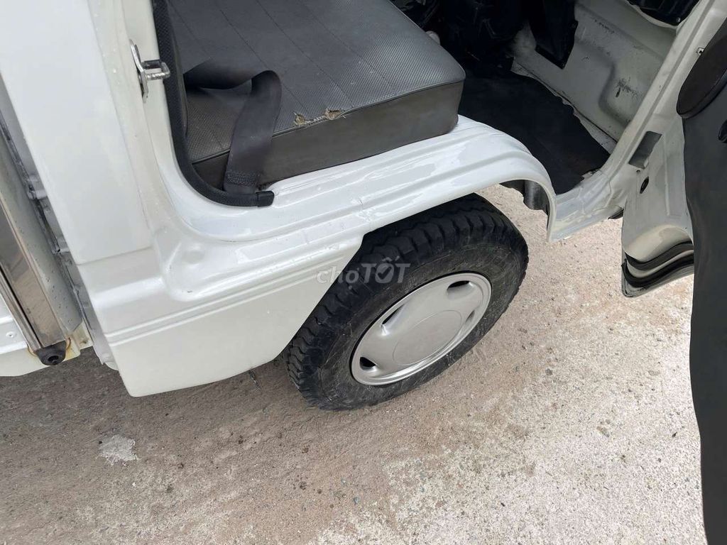 Bán suzuki 560kg đời 2015 thùng kín 1m9. Mua bán Xe tải, xe ben tại Thành phố Thuận An Bình Dương được đăng bởi Hồ Xe Tải hình 6