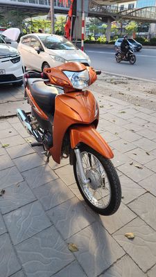 Honda Wave 110cc 2021 Cam 30000 km. Mua bán Xe máy tại Quận Cầu Giấy Hà Nội được đăng bởi iMotorbike Hà Nội hình 1