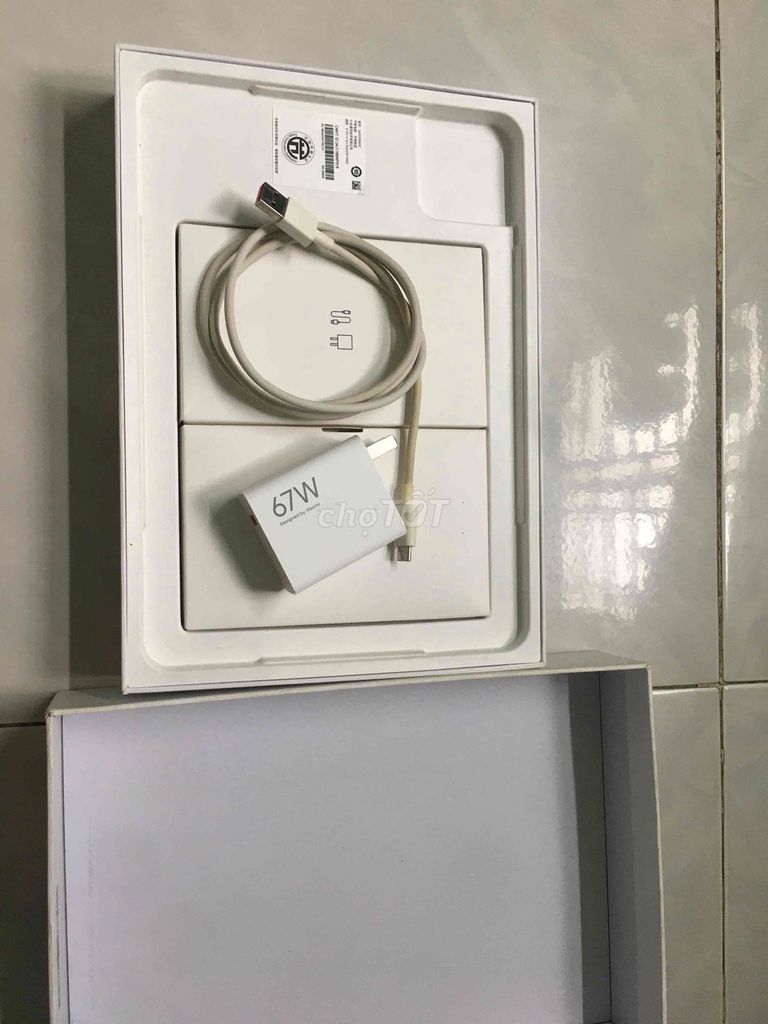 Phụ kiện Xiaomi Pad 7 Pro 67W Trắng. Mua bán Máy tính bảng tại Quận 7 Tp Hồ Chí Minh được đăng bởi A Tèo hình 1