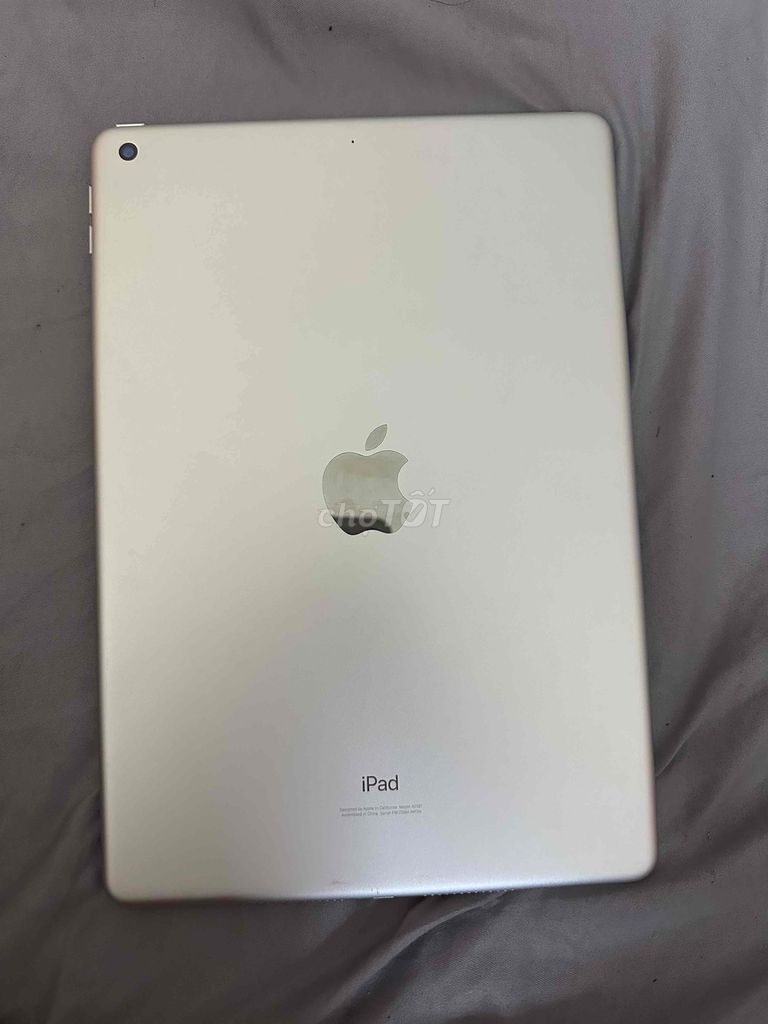 Apple iPad thế hệ 8 32GB Bạc. Mua bán Máy tính bảng tại Huyện Bình Đại Bến Tre được đăng bởi Tấn Đức hình 1