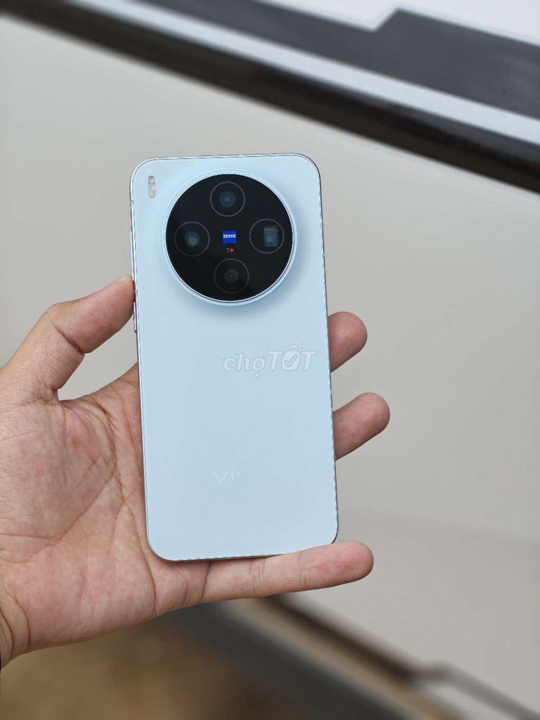 Vivo X300 Dimen 9500 12GB/256GB 98% Fullbox. Mua bán Điện thoại tại Thành phố Buôn Ma Thuột Đắk Lắk được đăng bởi Đức Anh Retail hình 1