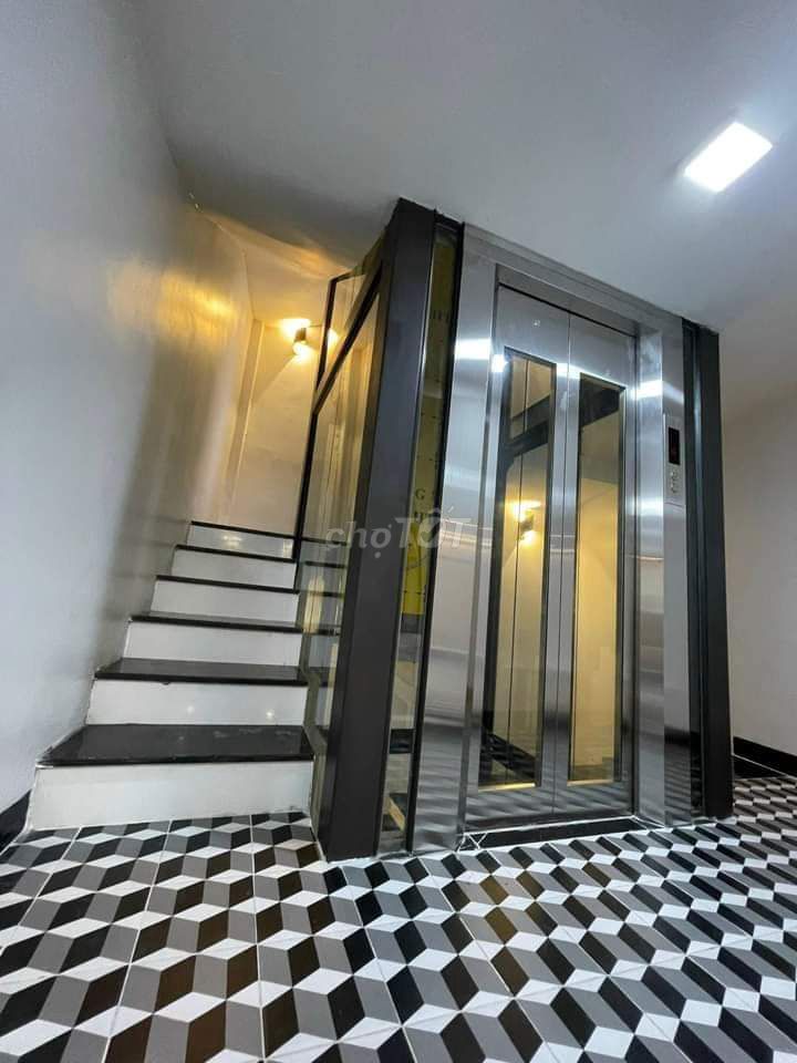 Đẳng cấp nhà 6T thang máy thiết kế sang trọng hút mắt Tây Sơn Thái Hà.