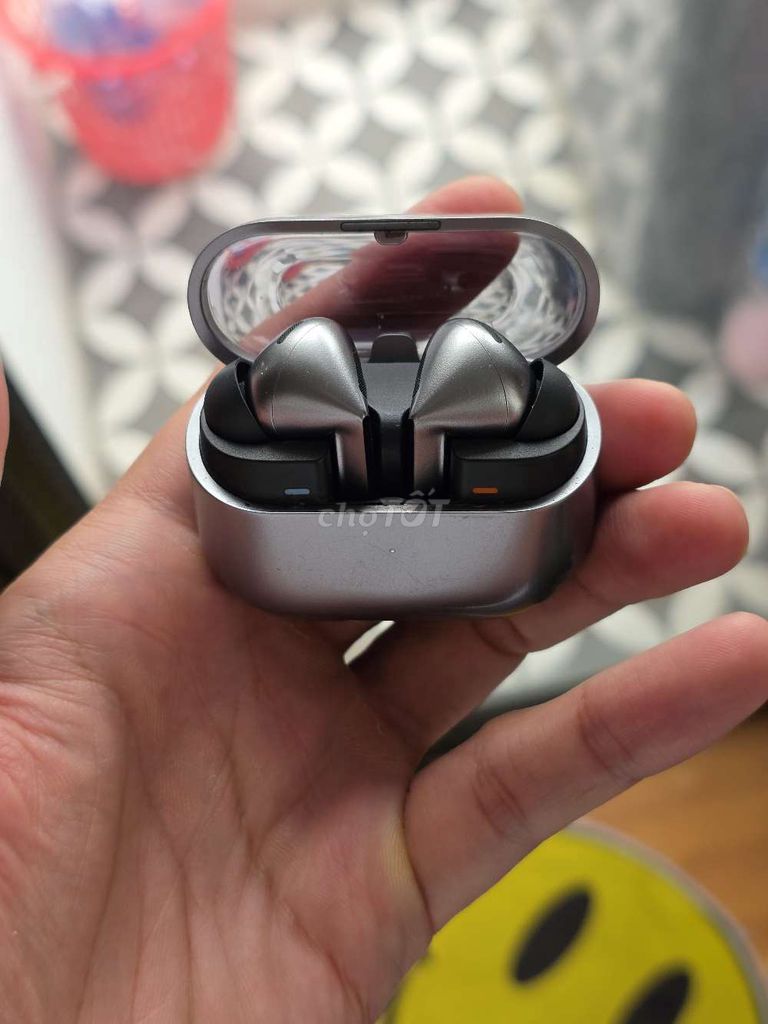 Tai nghe Samsung Galaxy Buds 3 Pro Đen bạc. Mua bán Tivi, Âm thanh tại Quận Tây Hồ Hà Nội được đăng bởi Huy hình 1