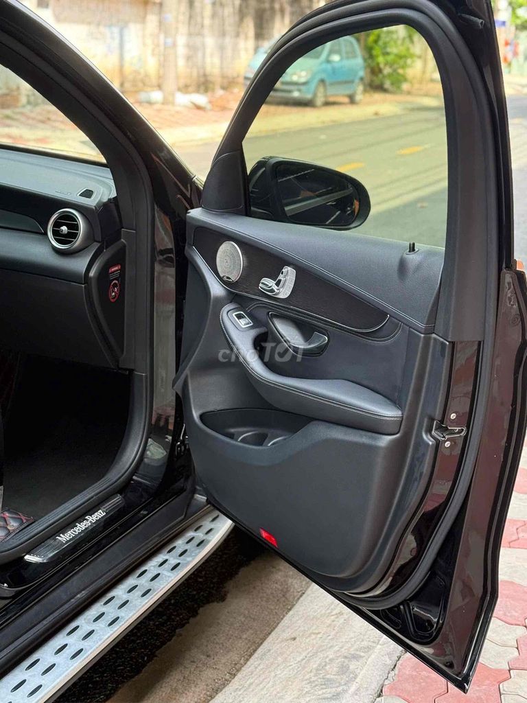 Mercedes GLC 300 4MATIC 2021  𝘽𝙞ể𝙣 𝙎ố Đấ𝐮 𝐆𝐢á. Mua bán Ô tô tại Thành phố Thủ Đức Tp Hồ Chí Minh được đăng bởi Vũ Vũ hình 19