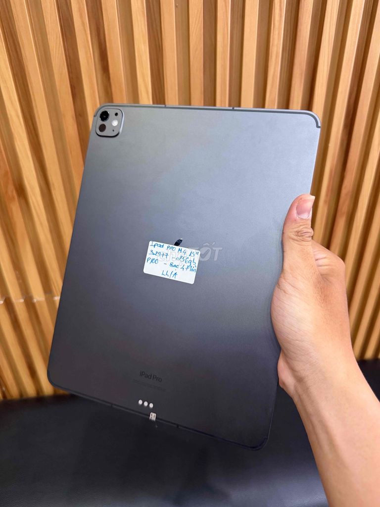 Apple iPad Pro M4 13 inch WiFi + 4G Xám Cũ. Mua bán Máy tính bảng tại Quận 10 Tp Hồ Chí Minh được đăng bởi Le Tuan hình 1