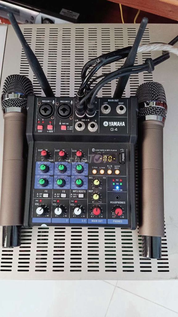 AMPLY KARAOKE PA-506N +mixer Yamaha g4