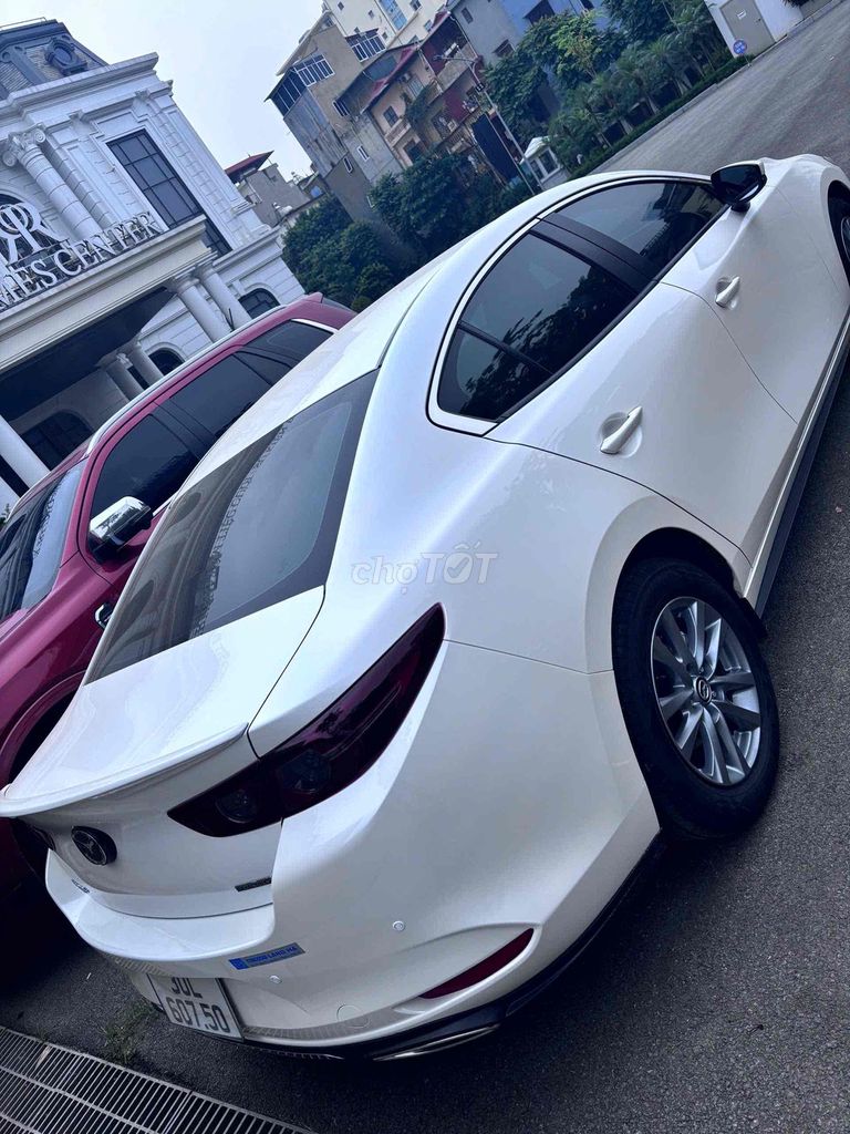 Mazda 3 2024 1.5L Deluxe - 7600 km. Mua bán Ô tô tại Quận Cầu Giấy Hà Nội được đăng bởi Phạm Minh Hiệp hình 2