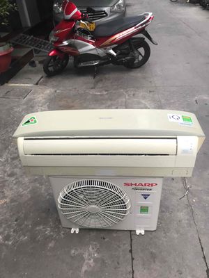 Máy lạnh Inverter 1 ngựa hiệu Sharp đang dùng ok