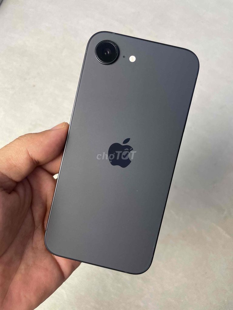 iPhone 16e 128GB VN/A Còn bảo hành chính hãng. Mua bán Điện thoại tại Quận Phú Nhuận Tp Hồ Chí Minh được đăng bởi Nguyen hình 1