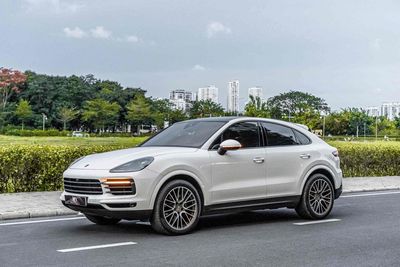 Cayenne Coupe Model 2023 màu trắng nt đỏ siêu đẹp. Mua bán Ô tô tại Quận 7 Tp Hồ Chí Minh được đăng bởi Dương Phương hình 1