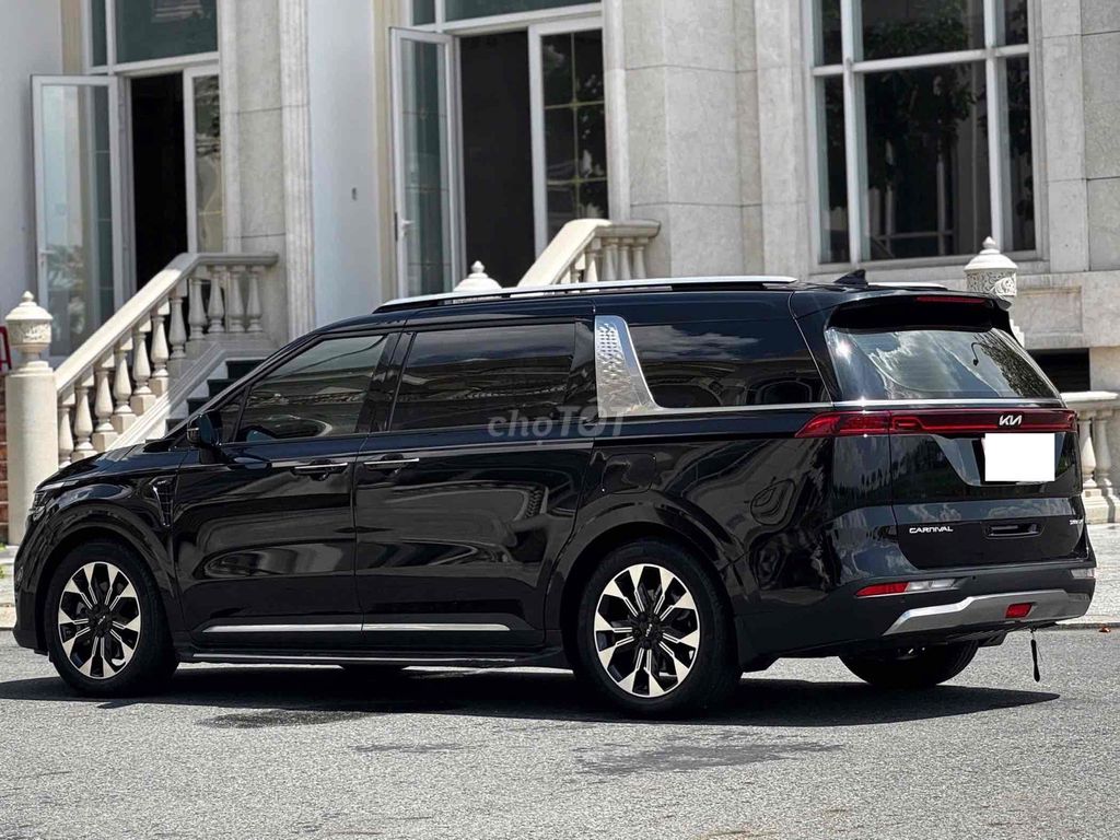 Kia Carnival Signature 3.5 2022
