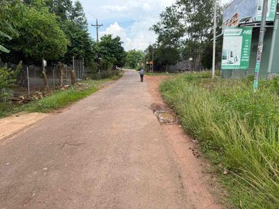 Bán 3 lô đất ngay Chợ Nhỏ, Cầu Hai 8x38, 8x26, 14x16m giá từ 1 tỷ /lô. Mua bán đất tại Huyện Đồng Phú Bình Phước được đăng bởi Nguyễn Thắng lợi