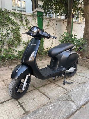 Xe máy điện Vespa Dibao Tesla Đen. Mua bán Xe điện tại Quận Long Biên Hà Nội được đăng bởi Xe điện Huân Linh