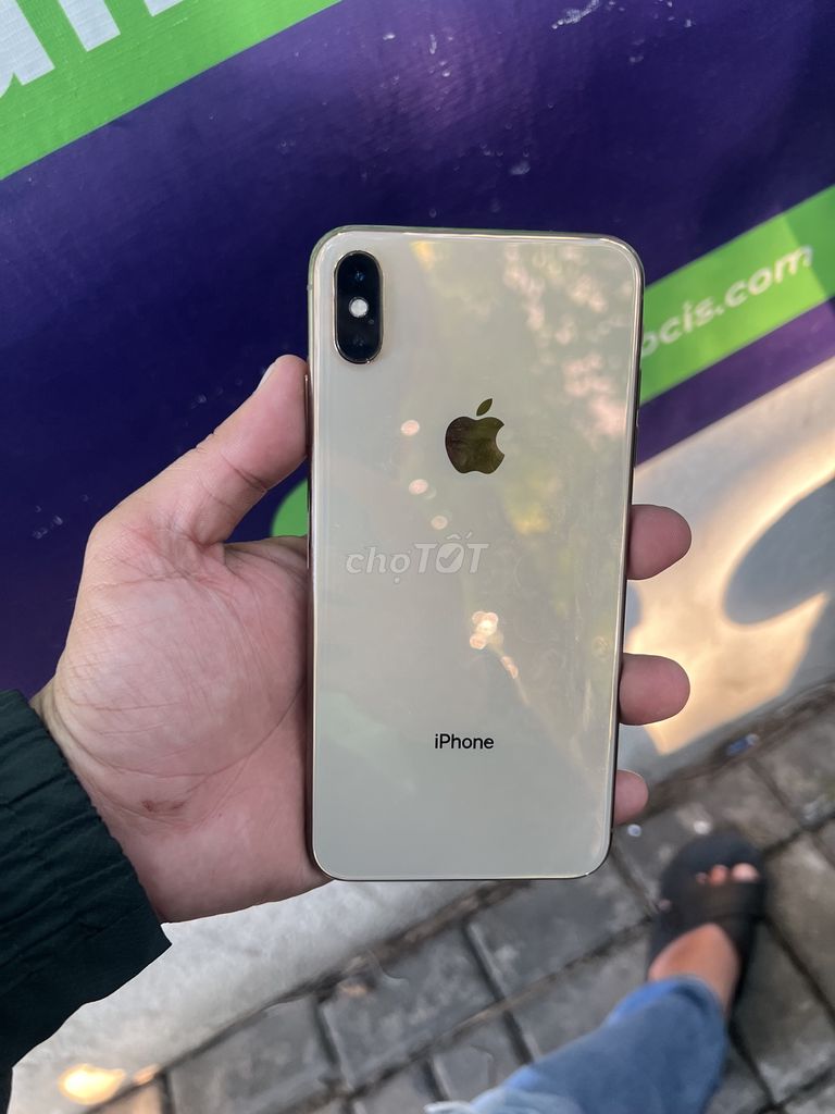 Apple iPhone XS Max 64GB Vàng. Mua bán Điện thoại tại Quận 7 Tp Hồ Chí Minh được đăng bởi Sang Bui hình 1