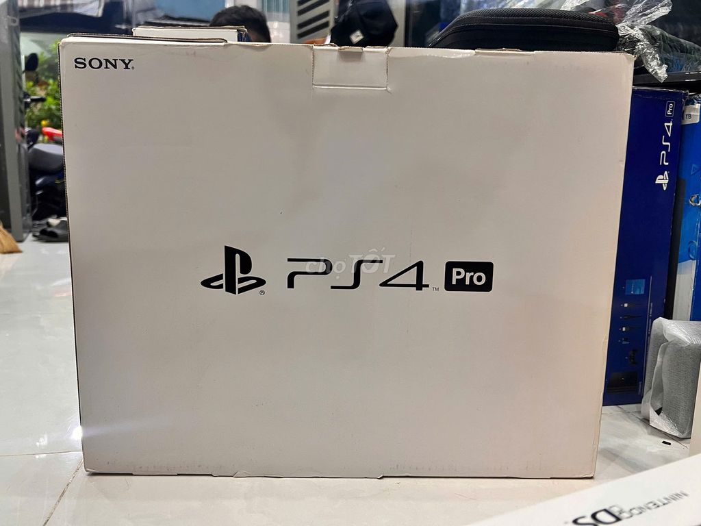 Máy chơi game Sony PS4 Pro Đen Trắng. Mua bán Thiết bị chơi game tại Quận 10 Tp Hồ Chí Minh được đăng bởi MộcPhạmWeGames hình 1
