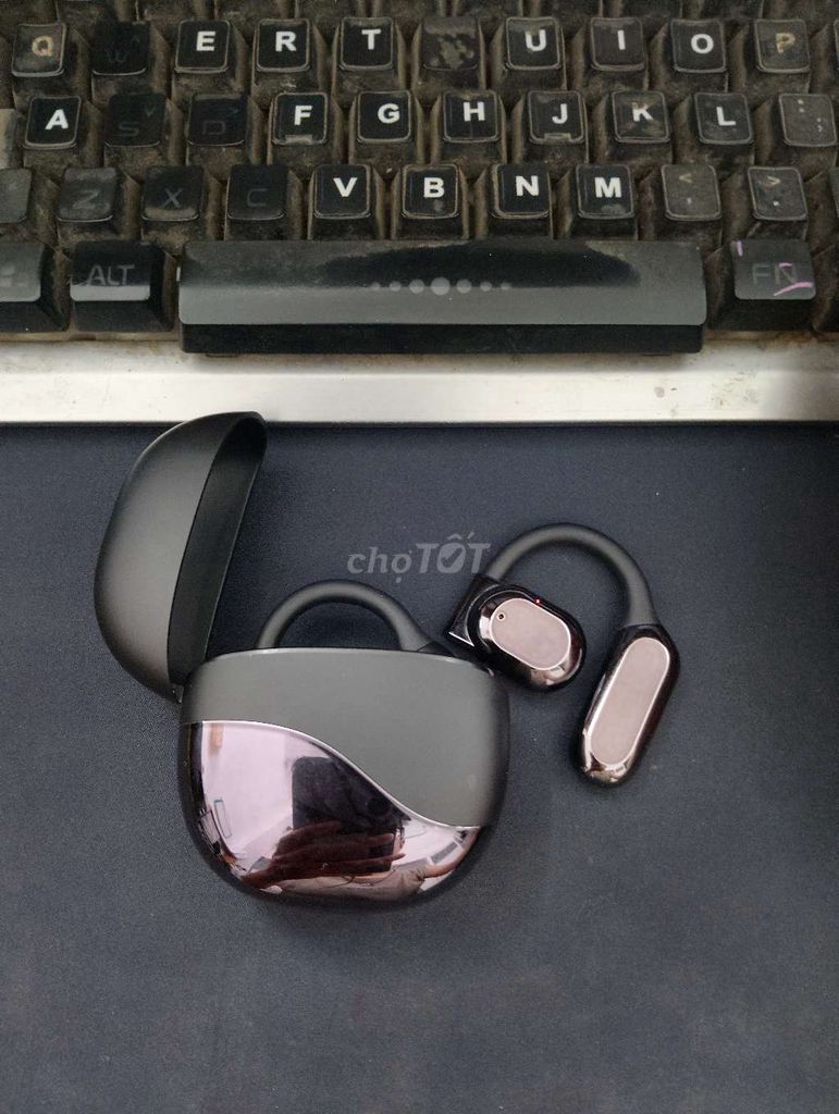 Tai nghe truyền xương M62 Đen Pin trâu. Mua bán Tivi, Âm thanh tại Quận Hoàng Mai Hà Nội được đăng bởi Nguyễn Trung Thành hình 1