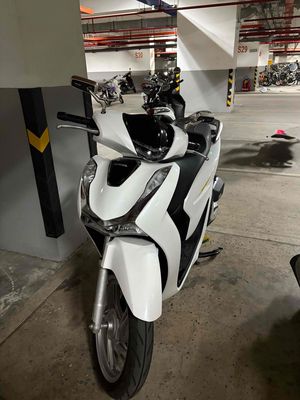 xe nhà cần bán cho người dùng đam mê. SH125 2020