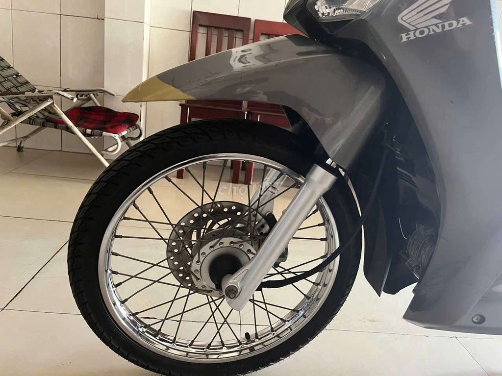 Honda Future 125cc màu Xám. Mua bán Xe máy tại Quận 11 Tp Hồ Chí Minh được đăng bởi lâm thone hình 1