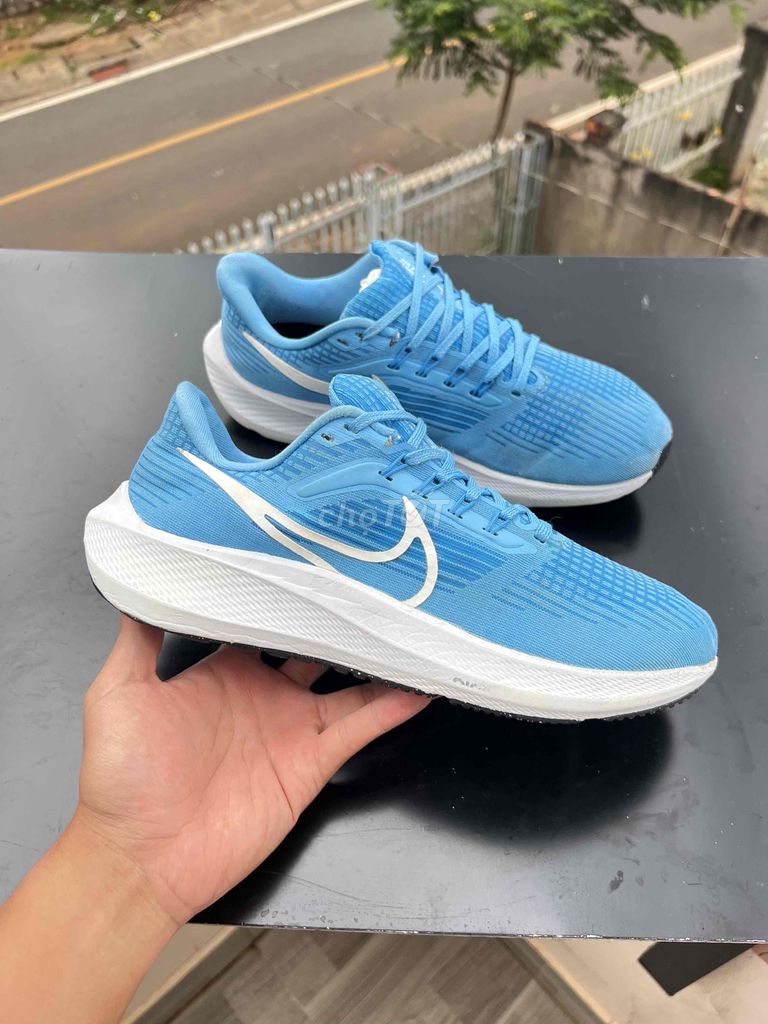 Giày size 40 miễn ship Nike pegasus 38