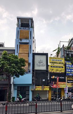 Townhouse 80 m² · 4 bed · Đường 3 Tháng 2