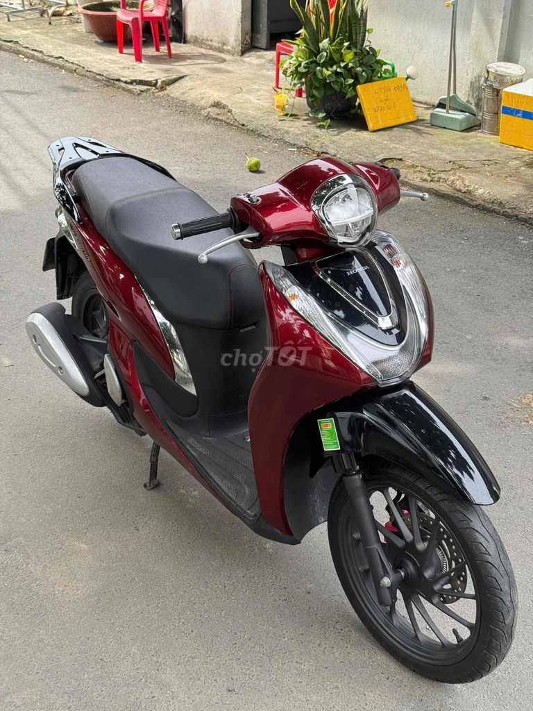 Honda SH Mode 2021 ABS Đỏ đen 29.000km. Mua bán Xe máy tại Quận Gò Vấp Tp Hồ Chí Minh được đăng bởi Waann em xe máyy hình 9