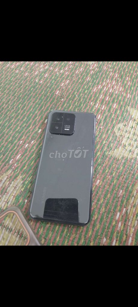 Xiaomi Mi 13 Đen Nứt nhẹ màn. Mua bán Điện thoại tại Huyện Gia Lâm Hà Nội được đăng bởi Không tên nhưng không ẩn danh hình 1