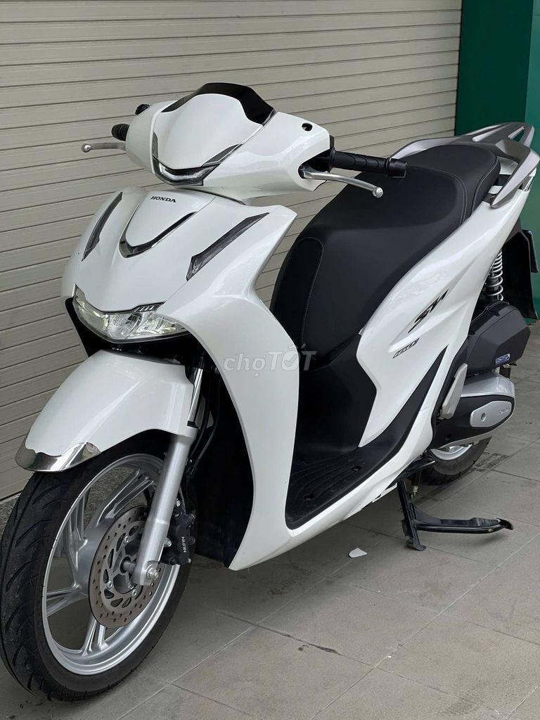 Honda SH 160 2026 Белый как новый, возможен обмен