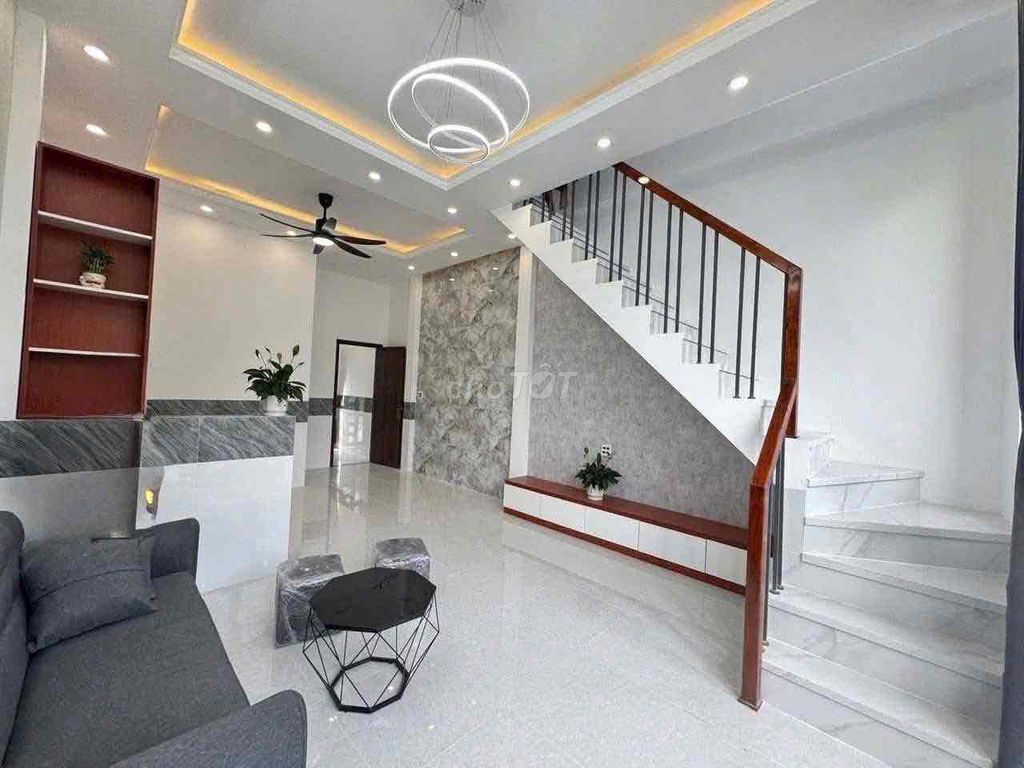 NHÀ LẦU MỚI XÂY 3 PHÒNG NGỦ GẦN BỆNH VIỆN SỐ 10. Mua bán nhà ở tại Quận Cái Răng Cần Thơ được đăng bởi Cẩm Ngoan hình 4