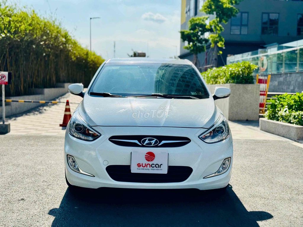 Hyundai Accent 2013 1.4 AT - 57000 km