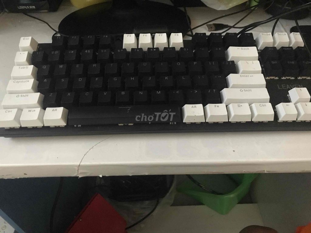 Bàn phím cơ LEAVEN K550 Red switch Còn mới. Mua bán Phụ kiện (Màn hình, Chuột...) tại Quận Thanh Khê Đà Nẵng được đăng bởi phong lê hình 1