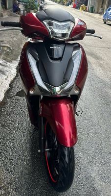 SH 150 ABS , bao ký giấy tờ. Mua bán Xe máy tại Thành phố Dĩ An Bình Dương được đăng bởi Huỳnh Ngọc Cẩm Thuỳ