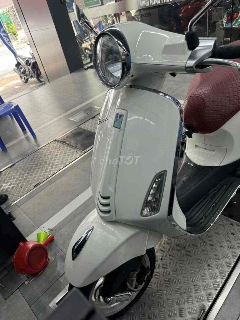 Bán Xe Vespa Primavera. Mua bán Xe máy tại Quận Ninh Kiều Cần Thơ được đăng bởi Nguyễn Hoàng hình 5