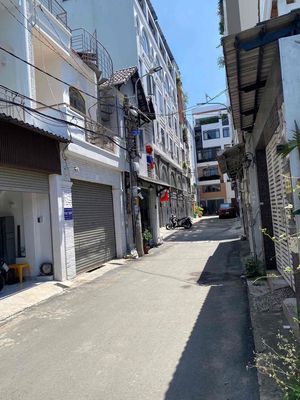 Аренда · 3 комн. · 80 м² · Quận Gò Vấp, ул. Đường Phan Huy Ích
