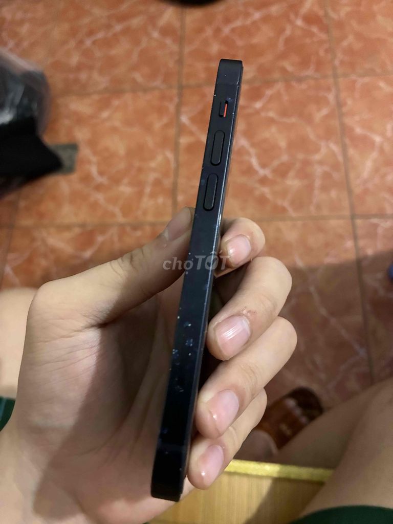 Apple iPhone 12 mini 64GB Đen lock. Mua bán Điện thoại tại Quận Hai Bà Trưng Hà Nội được đăng bởi Hoang Dung hình 1