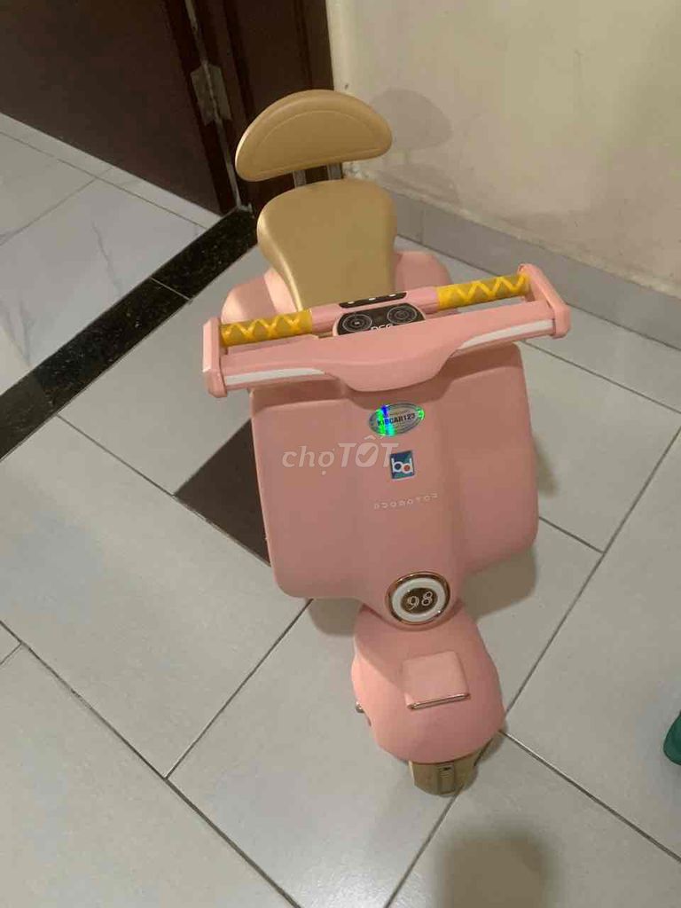 Xe điện cho bé. Mua bán Mẹ và bé tại Quận 11 Tp Hồ Chí Minh được đăng bởi LoanLe hình 1
