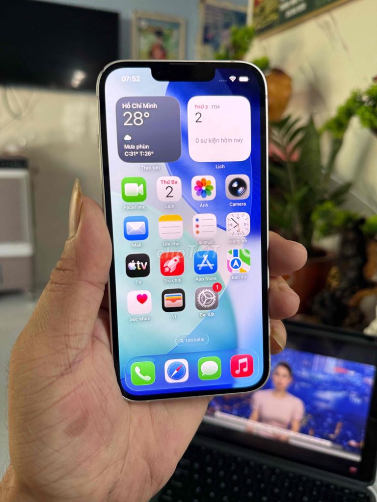 Apple iPhone 13 128GB Trắng. Mua bán Điện thoại tại Thành phố Thuận An Bình Dương được đăng bởi  Phan Trung hình 1