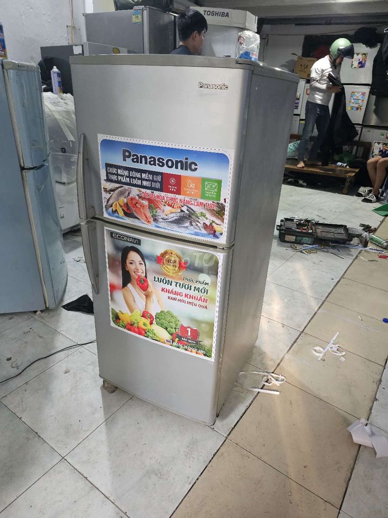 Tủ lạnh panasonic 165lit quạt gió, bảo hành 3 thág