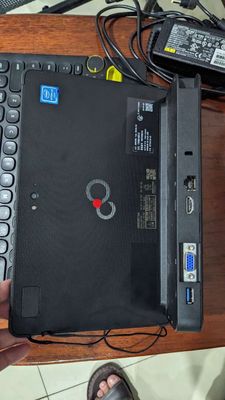 Fujitsu tab Q508 2in1+viết+dock+phím Logiteh kodây