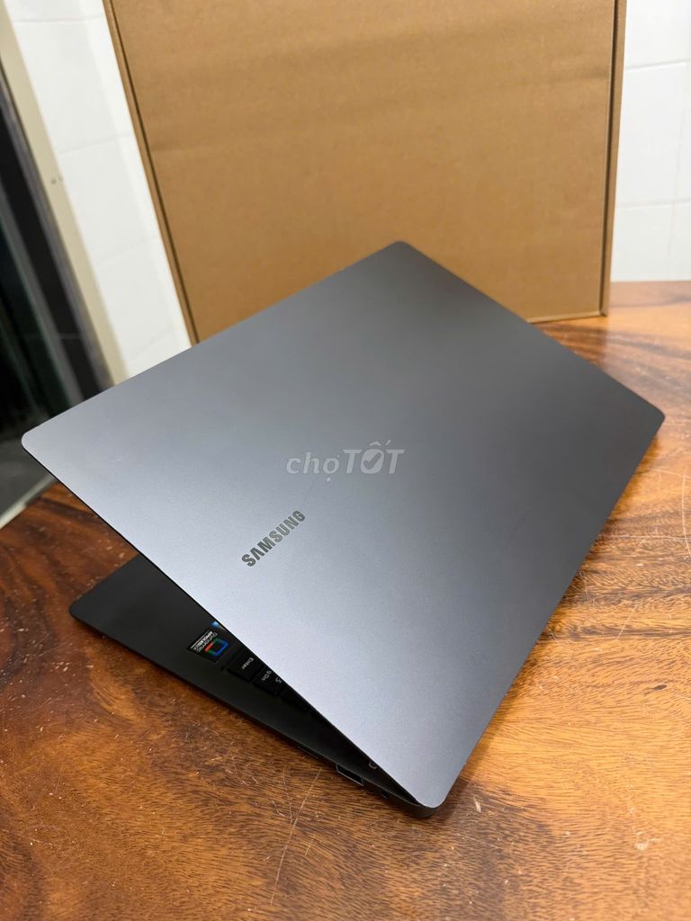 Samsung Galaxy Book3 Pro i5 16GB/256GB 16 inch. Mua bán Laptop tại Quận Tân Bình Tp Hồ Chí Minh được đăng bởi Nguyễn Phi triều hình 1