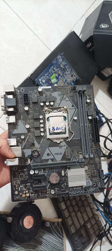 Asus B365m-k + CPU i5 8400 . Mua bán Linh kiện (RAM, Card...) tại Thành phố Dĩ An Bình Dương được đăng bởi Nguyễn Văn Liêm hình 1