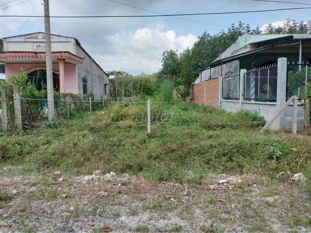 bán đất view hồ Dầu Tiếng ngang 13,5m. Mua bán đất tại Huyện Dầu Tiếng Bình Dương được đăng bởi Hoàng Duy hình 1