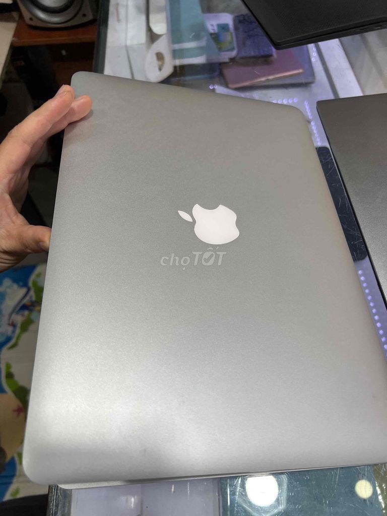 Apple MacBook Air 2015 i5 13 inch 8GB/128GB. Mua bán Laptop tại Quận Lê Chân Hải Phòng được đăng bởi hoang anh hình 1