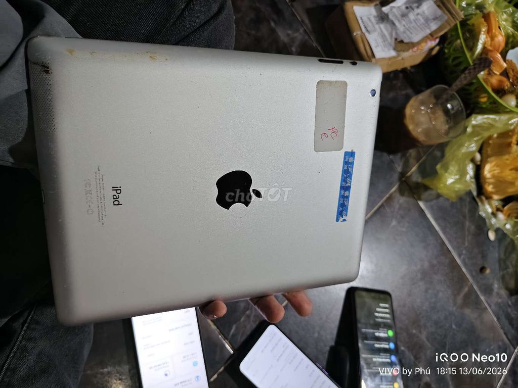 Apple iPad 16GB Bạc. Mua bán Máy tính bảng tại Quận 12 Tp Hồ Chí Minh được đăng bởi Tùng Nhân Lưu hình 1