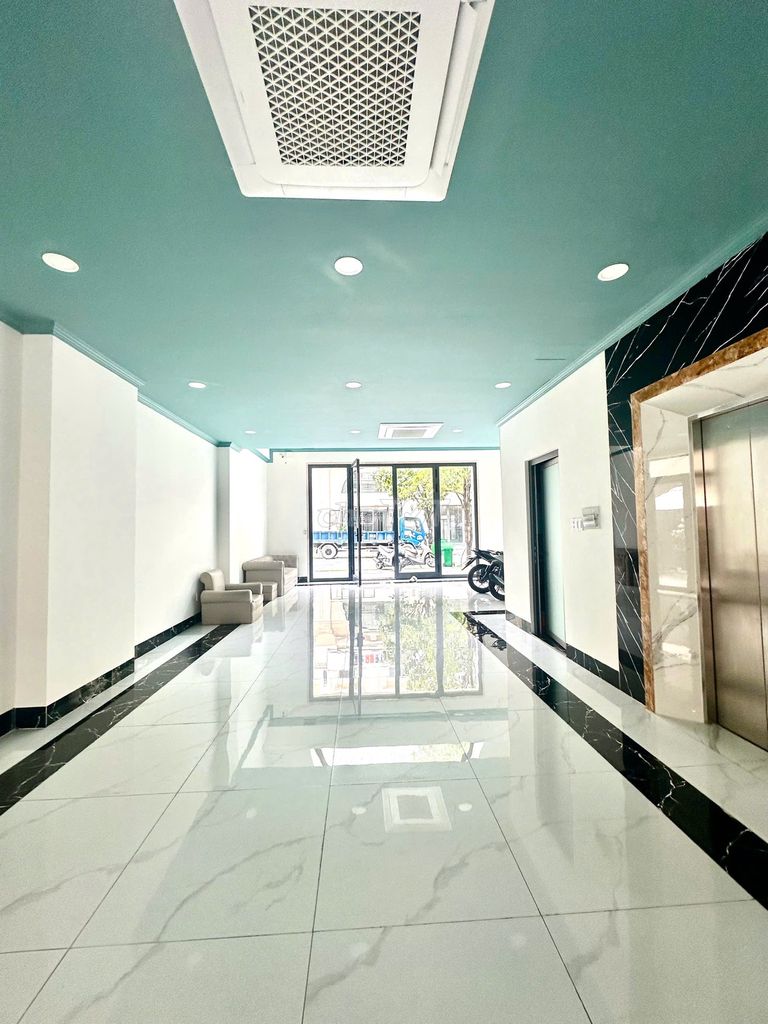 Mặt bằng văn phòng 1 trệt 1 lầu DT : 7x20m - 200m2 sàn Tại Vạn Phúc 
