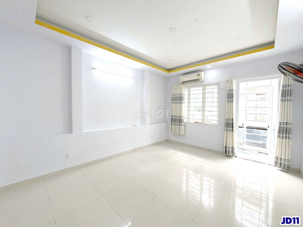 SẴN NHIỀU PHÒNG DUPLEX - BAN CÔNG THOÁNG