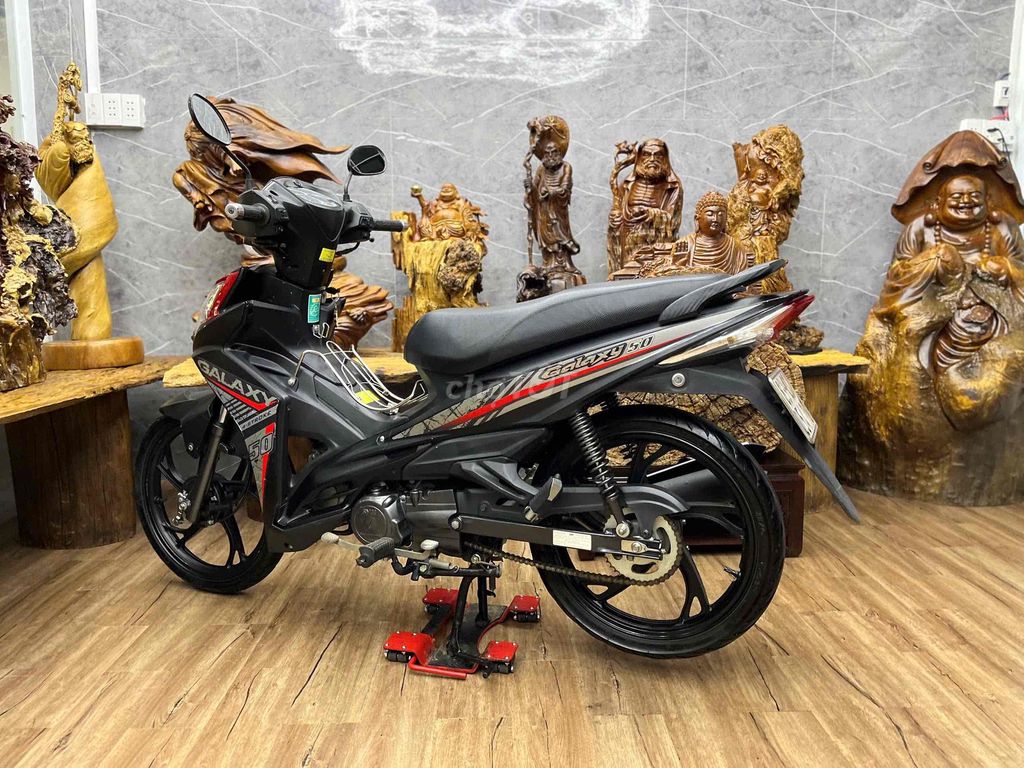 👉Galaxy 50cc đời 2020 máy bao zin. odo 8k. Mua bán Xe máy tại Quận 7 Tp Hồ Chí Minh được đăng bởi Xe Cũ Hiếu CT hình 5