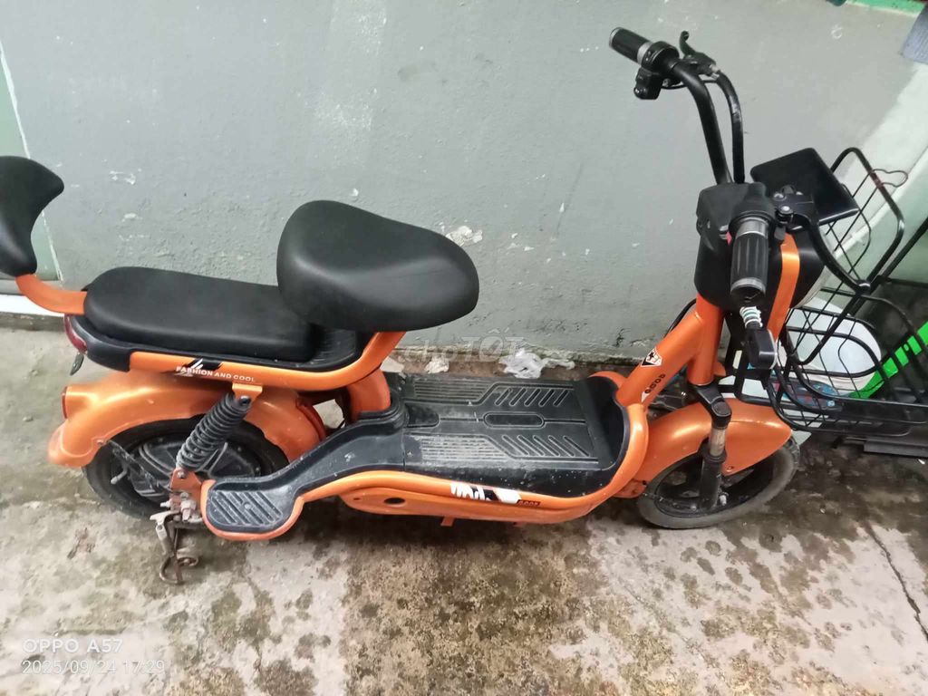 Bé nhà lớn ko chịu chạy nữa nên bán lại. Mua bán Xe điện tại Huyện Đức Hòa Long An được đăng bởi Ánh nguyet hình 2