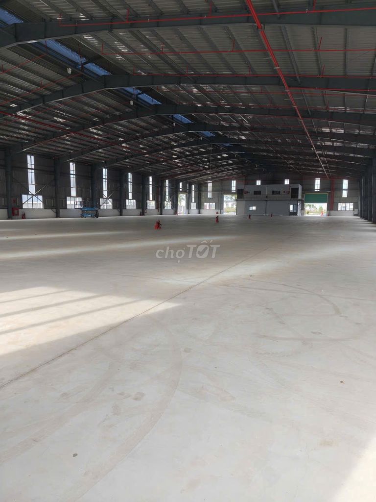 Cho thuê xưởng 3600m² KCN Đất Đỏ, điện 1200 KVA, PCCC tự động