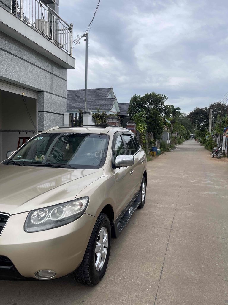 Hyundai Santa Fe 20***0 km. Mua bán Ô tô tại Huyện Bàu Bàng Bình Dương được đăng bởi Tâm Lê Bá hình 1