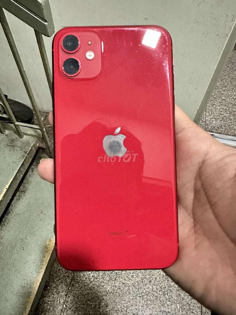 Apple iPhone 11 128GB Đỏ 98%. Mua bán Điện thoại tại Quận Tân Phú Tp Hồ Chí Minh được đăng bởi Toan hình 1